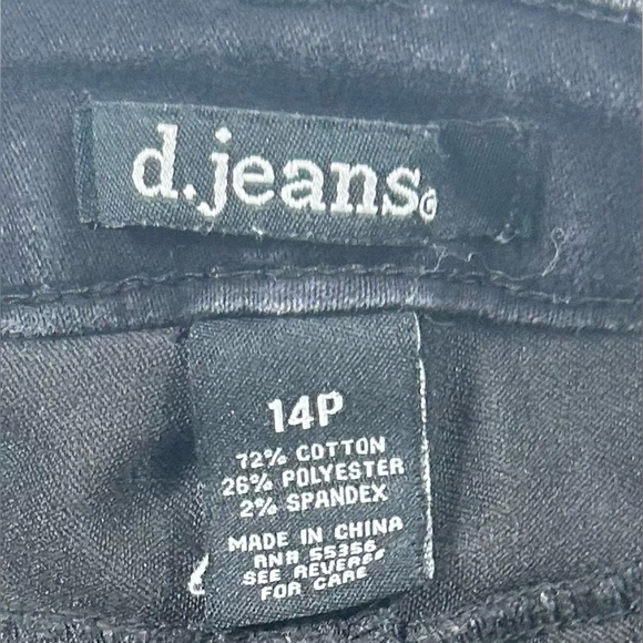 - d. jeans Black Skinny Jeans High Waist w/ Stretch. Size 14P. - Picture 3 of 7